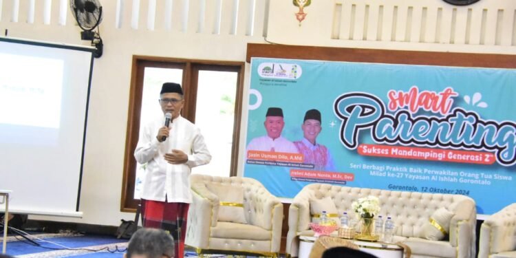 Ismail Madjid Apresiasi Penyelenggaraan Smart Parenting Yayasan Al Ishlah