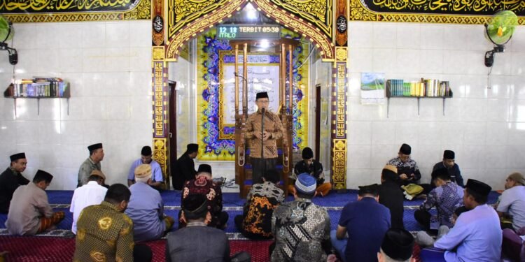 Pj Wali Kota Gorontalo Safari Jum’at di Dulomo Utara