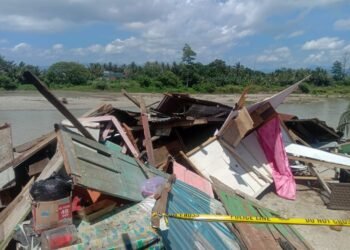 Tertimpa Material Longsor, Satu Warga Botu Tewas