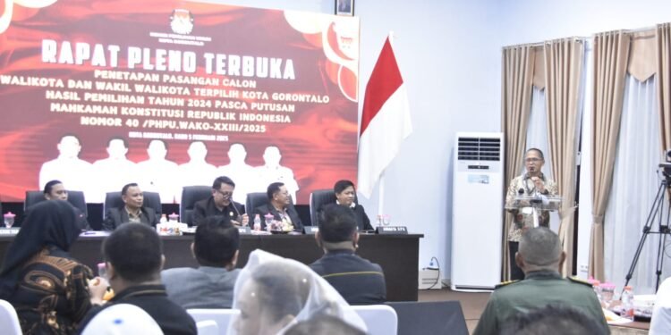 Hadiri Pleno Penetapan Wali Kota dan Wawali Gorontalo Terpilih, Ismail : Ucapkan Selamat Kepada Pasangan Terpilih