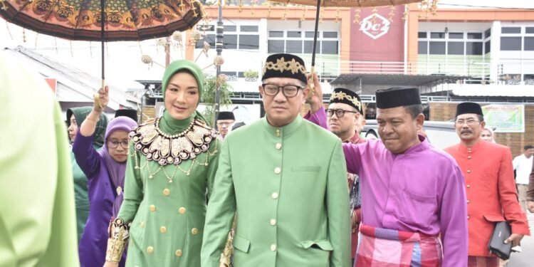 Wakil Walikota Gorontalo Indra Gobel Jalani Prosesi Moloopu