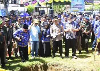 Wujud Program Kerja 100 Hari Adhan-Indra, 2.172 Botol Miras Dimusnahkan