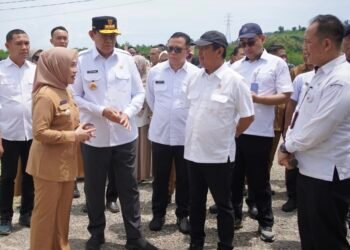 Menteri KP Kunjungi PPN Kwandang,