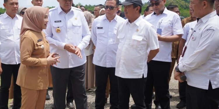 Menteri KP Kunjungi PPN Kwandang,