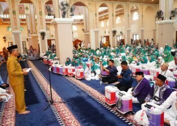 Ratusan JCH Asal Kota Gorontalo Dilepas Sekda Kota Gorontalo