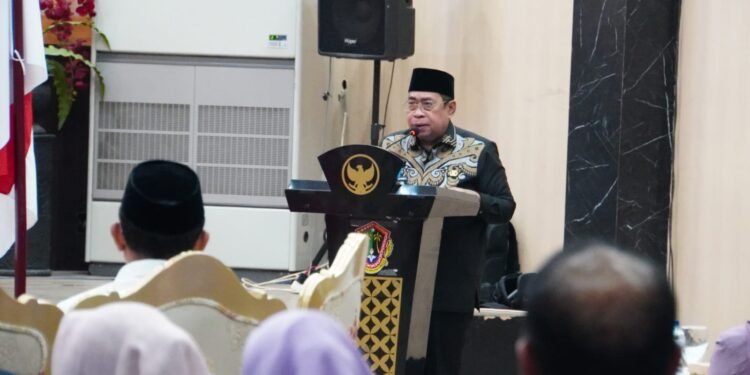 Puluhan Siswi SD dan SMP dari Keluarga Kurang Mampu Ikuti Pembeatan Masal