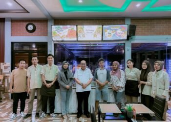 Wali Kota Adhan Ajak Pemilik Restoran Onata Berinvestasi di Santorini