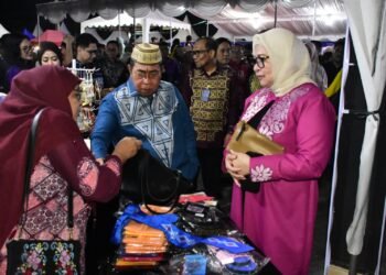 Halal Festival 2025, Wali Kota Adhan dan Direktur Komersial BTN Belanja di Booth UMKM