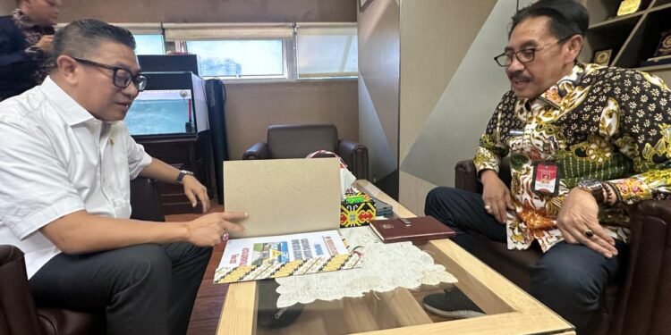 Pemkot Bakal Kebagian Bantuan Mobil Damkar, Hasil Gerilya Wawali Indra di Pusat
