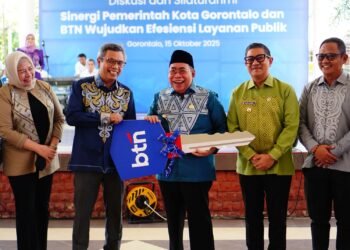 Terima Bantuan Delapan Truk Sampah, Wali Kota Adhan Apresiasi BTN