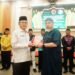 Sekda Ismail Salurkan 2.500 Al-Qur’an dari Badan Waqaf Alquran
