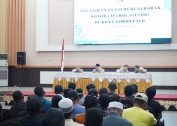 Buka Pelatihan Pengemudi Getor Listrik Sampah, Ini Penegasan Wawali Indra