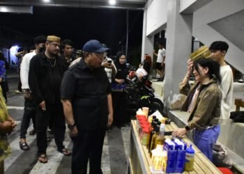 Jualan di Pelataran Sentral Belum Dipungut Biaya