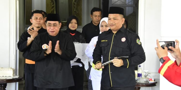 Wali Kota Adhan Gagas Agenda Tabur Bunga di Laut Untuk Peringati Hari Pahlawan