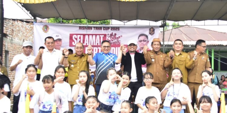 Wali Kota Adhan Buka Turnamen Sepak Bola Risman Taha Cup