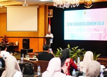 Berhasil Melestarikan Tradisi dan Budaya Gorontalo Wali Kota Adhan Apresiasi Disparpora