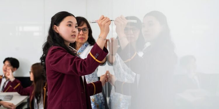 BINUS @Bandung Kerja Sama dengan Todak Academy Malaysia Tingkatkan Kompetensi Mahasiswa