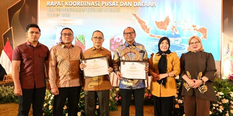 Dibawah Pemerintahan AIR, Pemerintah Kota Gorontalo Bawa Pulang Reward dari Kemenko Perekonomian