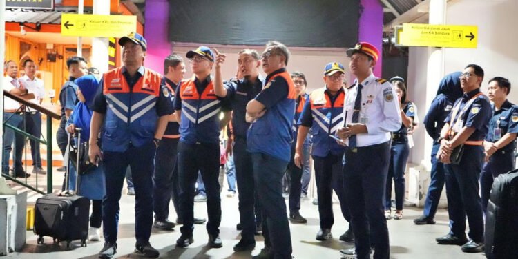 KAI Laksanakan Inspeksi Kesiapan Nataru di Daop 6 Yogyakarta, Pastikan Keselamatan dan Pelayanan Jelang Libur Akhir Tahun
