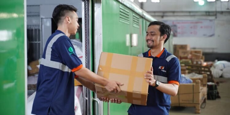 Sambut Akhir Tahun, KAI Logistik Hadirkan Diskon Pengiriman Paket Hingga 50%