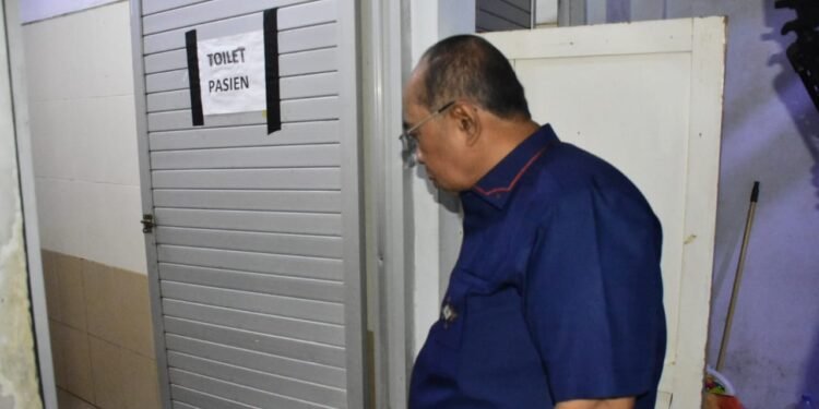 Sidak RSAS, Wali Kota Adhan Cek Fasilitas AC Hingga Toilet di Ruangan Pasien