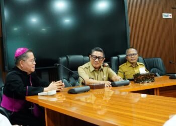 Terima Kunjungan Pimpinan Katolik, Wawali Indra Tegaskan Komitmen Semangat Toleransi