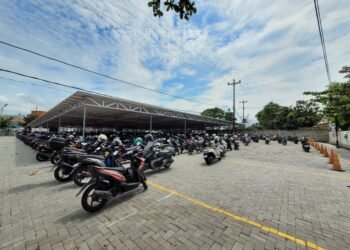 Parkir Motor Kini Lebih Nyaman, KAI Services Tata Ulang Area Parkir Semarang Tawang
