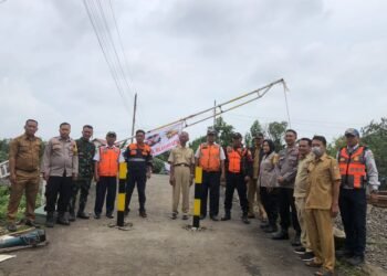 KAI Lakukan Penyempitan Perlintasan Sebidang di JPL 73 Weleri untuk Tingkatkan Keselamatan