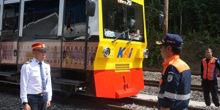 Manajemen KAI Divre III Palembang Lakukan Pengawasan Lintas di Libur Panjang Hari Isra Mikraj