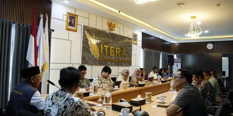 KAI Divre IV Tanjungkarang Audiensi dengan Institut Teknologi Sumatera, Bahas Sinergi Industri dan Akademisi di Bidang Transportasi dan AI