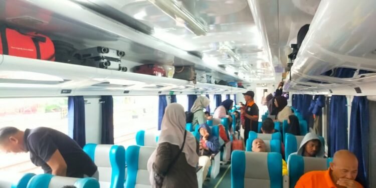 Libur Isra’ Mi’raj Dongkrak Mobilitas, KAI Daop 7 Madiun Layani 42.537 Pelanggan