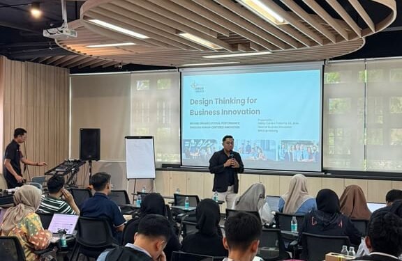 Menguatkan SDM Industri di Era Digital melalui Corporate Training BINUS @Malang