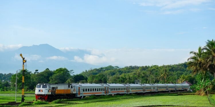 Lima KA Favorit Daop 2 Bandung Catat Okupansi Tinggi Saat Long Weekend Isra’ Mi’raj 2026