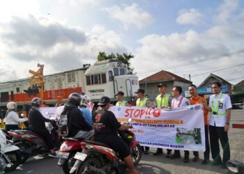 KAI Daop 7 Madiun Gandeng Taruna dan Taruni PPI, Perkuat Edukasi Keselamatan di Perlintasan Sebidang