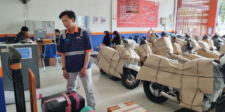 Dukung Kelancaran Distribusi Logistik Masyarakat Selama Nataru, KAI Logistik Catat Pengiriman Lebih dari 3.000 Ton