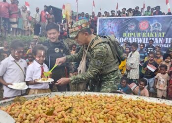 Peringati Hari Gizi Nasional, Kogabwilhan III Gelar Dapur Rakyat Bersama Bobon Santoso di Papua Pegunungan