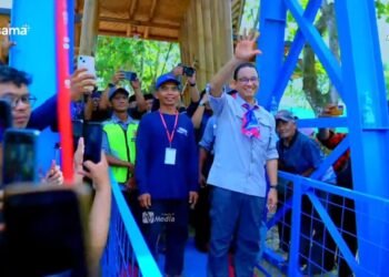 Diresmikan Anies Baswedan, Jembatan Titian Persatuan Dibangun Warga dan Aksi Bersama