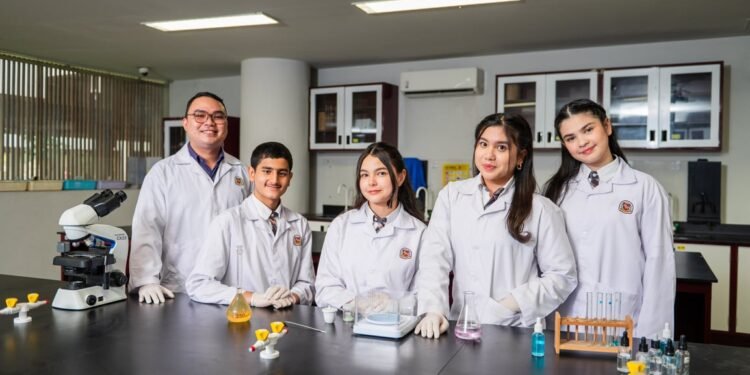 Menuju Satu Dekade Berkarya, BINUS SCHOOL Bekasi Raih Peringkat 8 SMA Paling Berprestasi di Jawa Barat