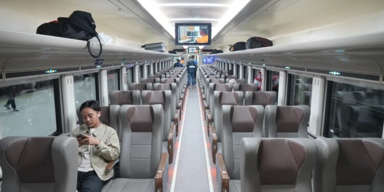 KAI Hadirkan Sarana Stainless Steel New Generation pada KA Gajayana dan Parahyangan Mulai 10–11 Januari 2026