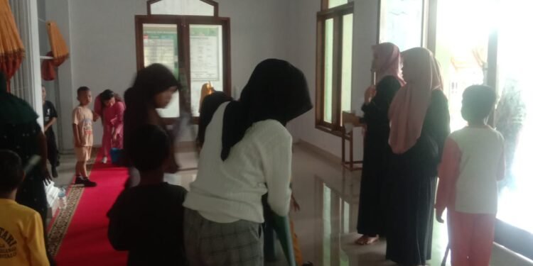 Kerja Bakti Massal di Seluruh Masjid Murni Aksi Sosial