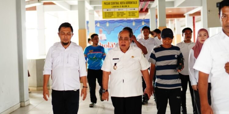 Walikota Pantau Kesiapan Pelaksanaan Sholat Tarwih Di Kompleks Pasar Sentral