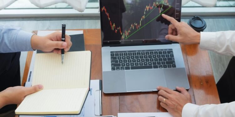 Analisis Teknikal Dasar untuk Membaca Arah Pergerakan Harga