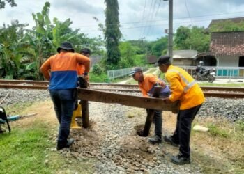 Jaga Keselamatan Perjalanan KA, KAI Daop 4 Tutup Perlintasan Sebidang di Grobogan