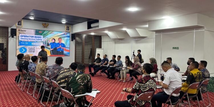 Bersiap Menghadapi Masa Angleb, KAI Services Terus Meningkatkan Kualitas Pelayanan Kebersihan