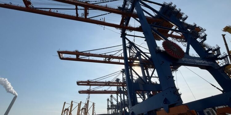 Pacu Arus Peti Kemas, Pelindo Optimis Ekspor Indonesia Menguat di 2026