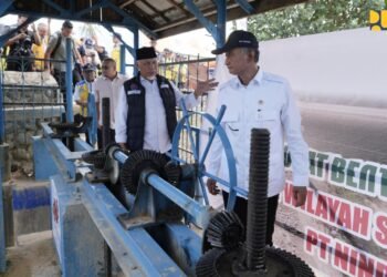 Tinjau Proses Normalisasi Sungai Kuranji di Sumatera Barat, Menteri PU Pastikan Progres Percepatan Rehabilitasi Pascabencana Sesuai Rencana