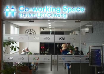 Waktu Transit Lebih Produktif, Manfaatkan Fasilitas Co-Working Space di Stasiun Cawang