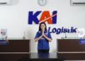 Rayakan Momen Hari Valentine, KAI Logistik Bagikan Cokelat Untuk Pelanggan