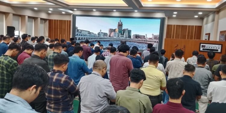 Khidmat dan Penuh Kebersamaan, Sholat Jumat BRI Region 6/Jakarta 1 Angkat Keutamaan Ibadah di Bulan Suci Ramadhan