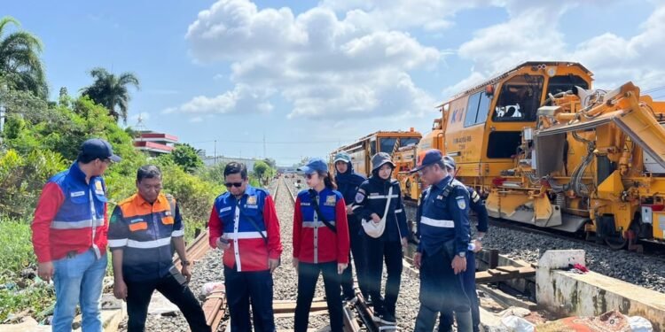 KAI Daop 4 Semarang dan DJKA Kemenhub Perkuat Keselamatan melalui Inspeksi Bersama